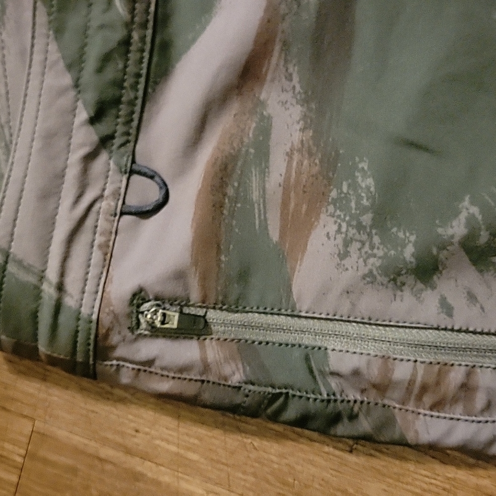 NWT Roark "Layover Trail" Hybrid Shorts Camo Color size 36 - Picture 5 of 8